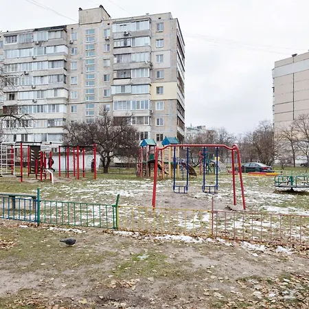 Апартаменти Дарницька Площа Kyiv Exterior photo