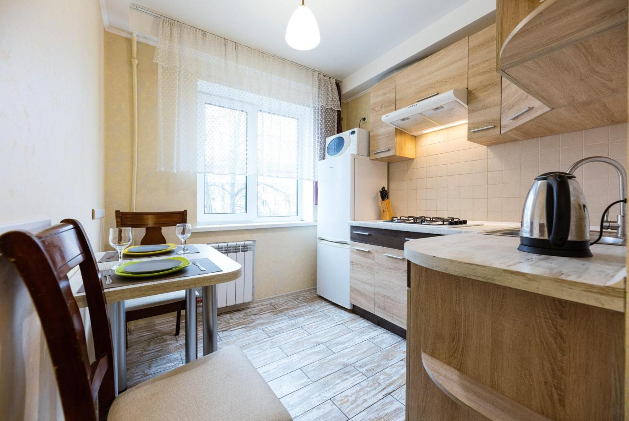 Apartment дарницька площа *