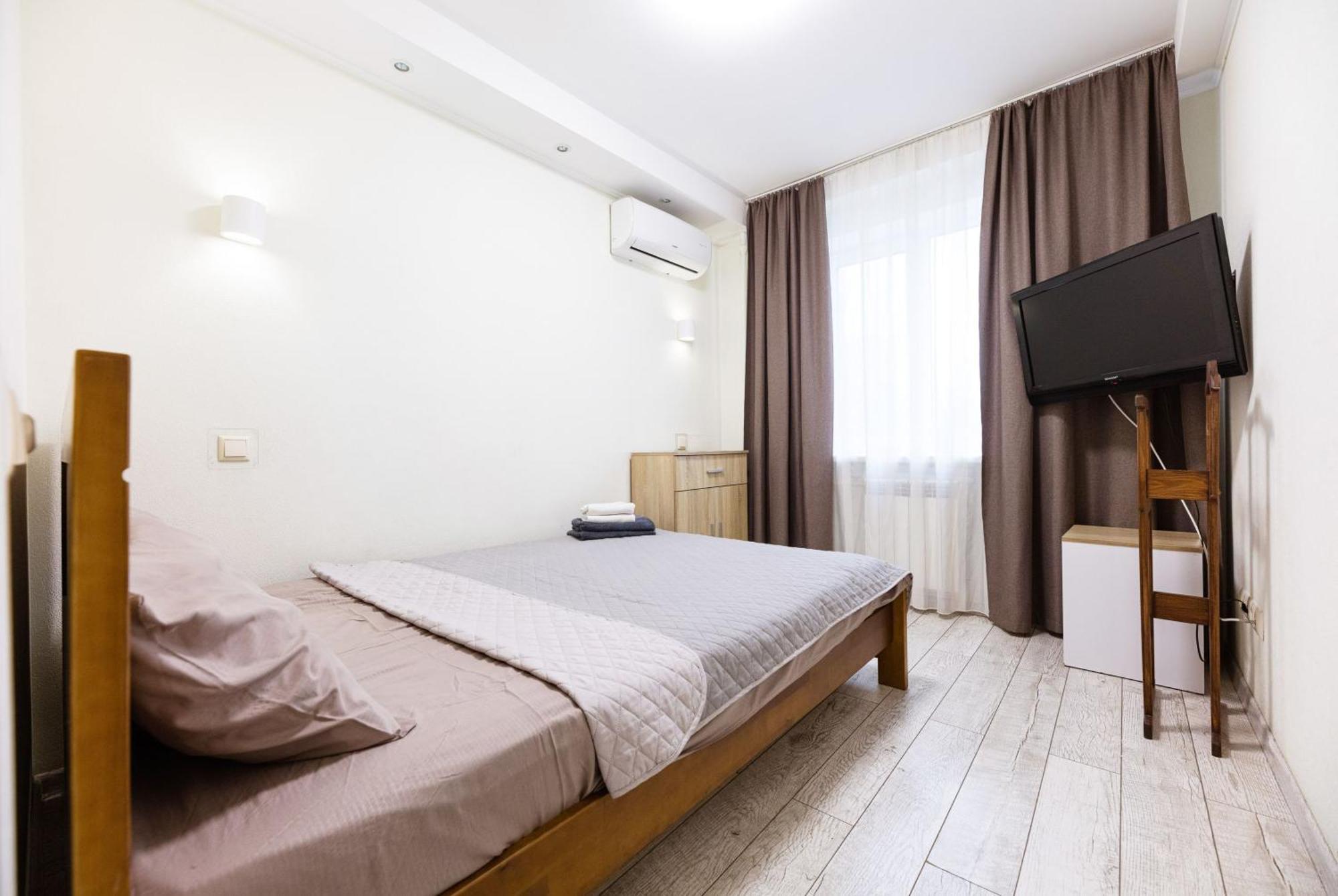 дарницька площа Apartment *